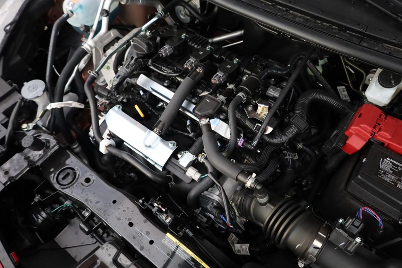 Nissan Versa Vehicle Image 24