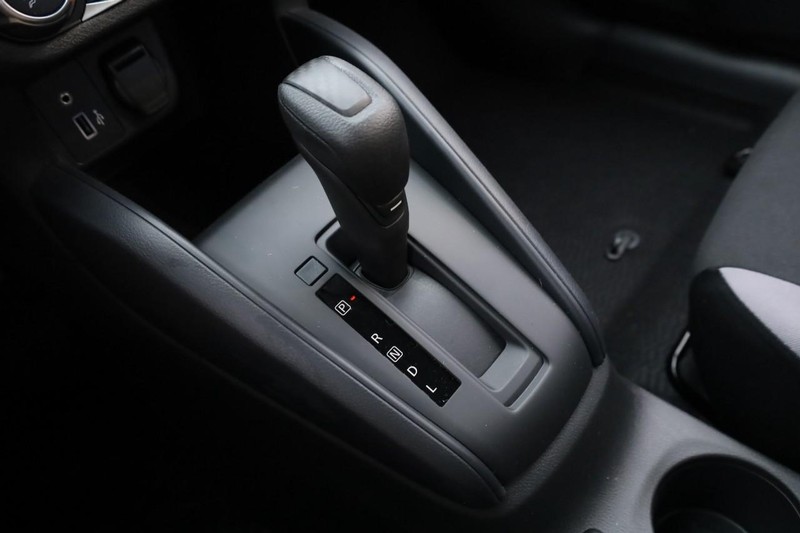 Nissan Versa Vehicle Image 15