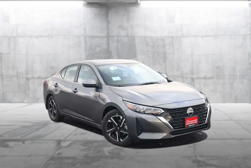 Nissan Sentra Vehicle Image 02