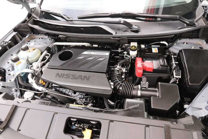 Nissan Rogue Vehicle Full-screen Gallery Image 27