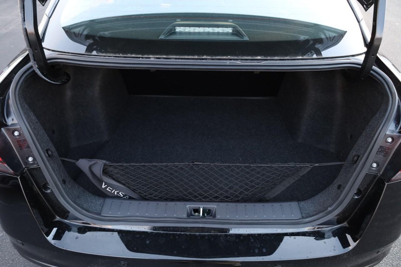 Nissan Versa Vehicle Image 07