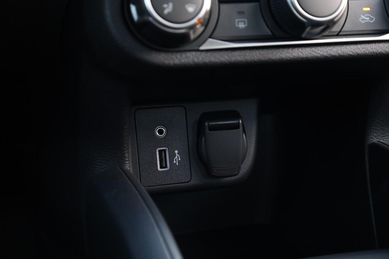 Nissan Versa Vehicle Image 14