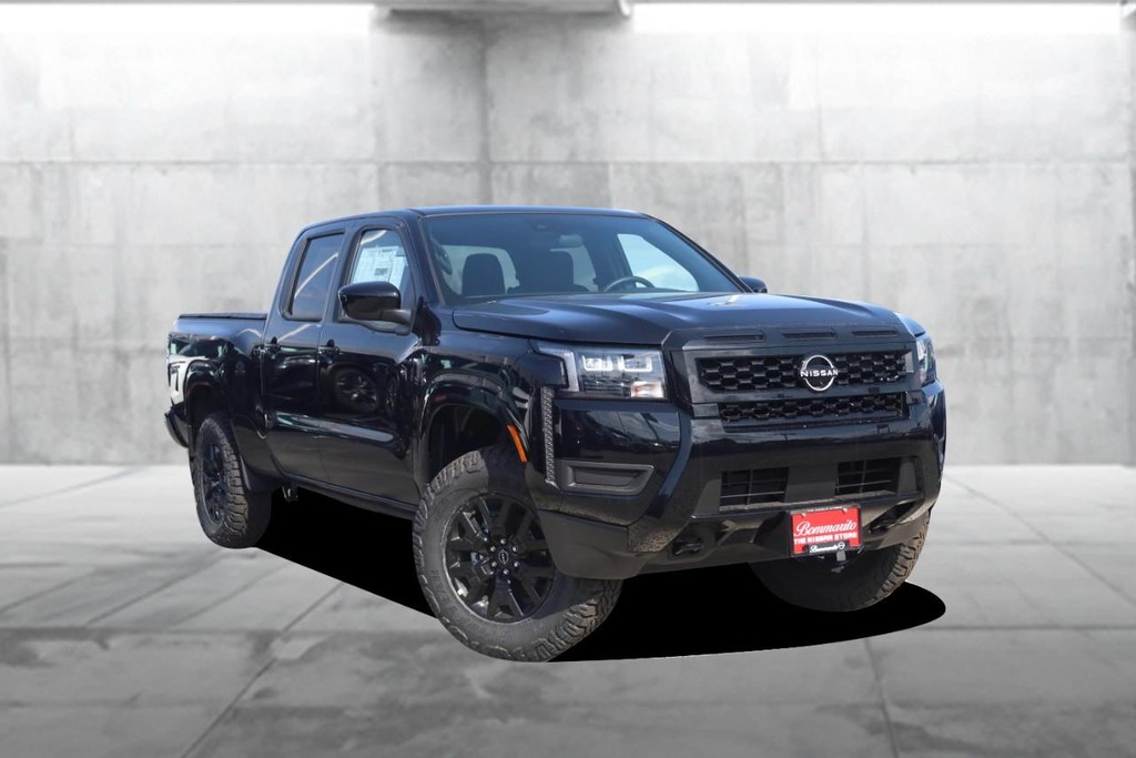 Nissan Frontier Vehicle Image 02