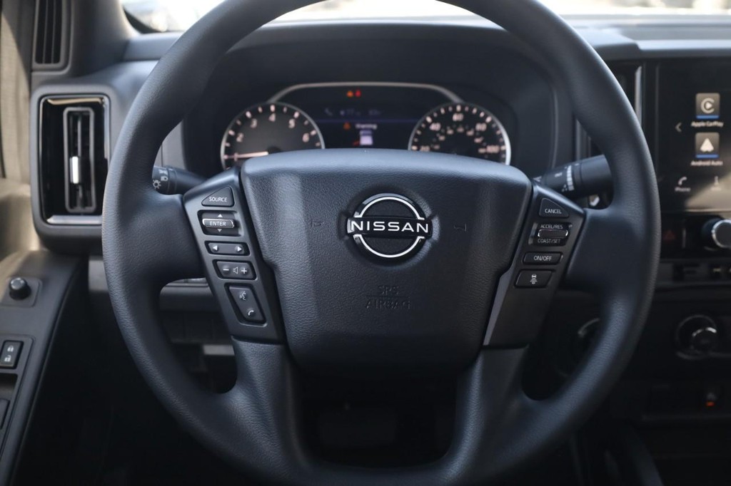 Nissan Frontier Vehicle Image 08