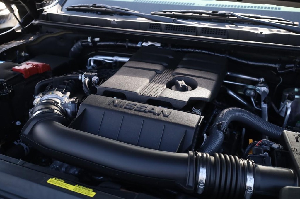 Nissan Frontier Vehicle Image 23