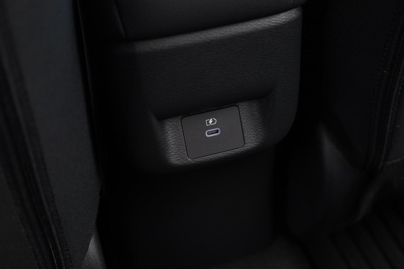 Nissan Versa Vehicle Image 20