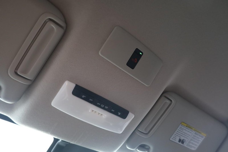 Nissan Versa Vehicle Image 16