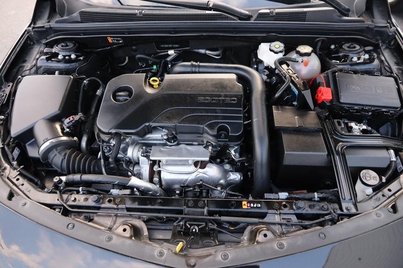 Chevrolet Malibu Vehicle Full-screen Gallery Image 26