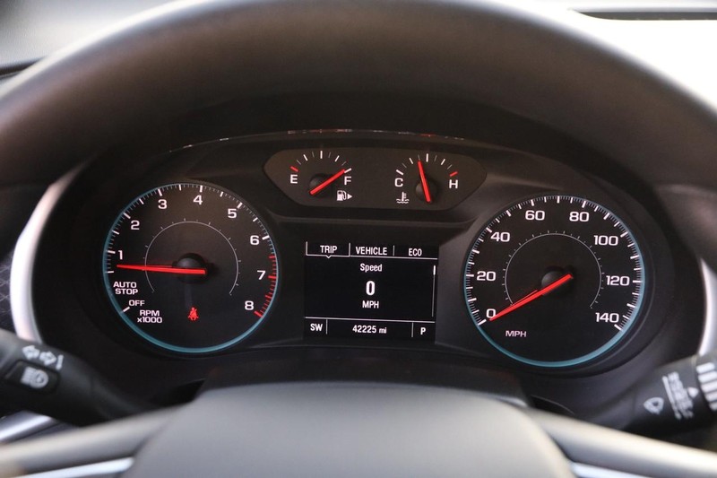 Chevrolet Malibu Vehicle Full-screen Gallery Image 13