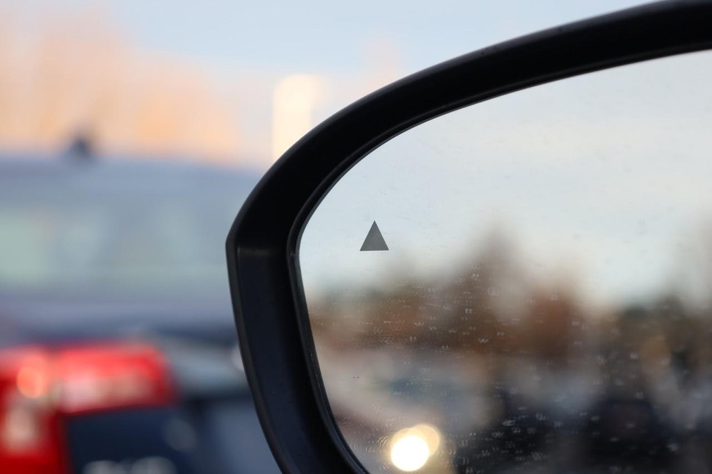 Nissan Kicks Vehicle Image 22