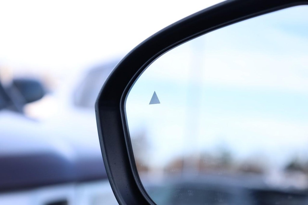 Nissan Kicks Vehicle Image 20