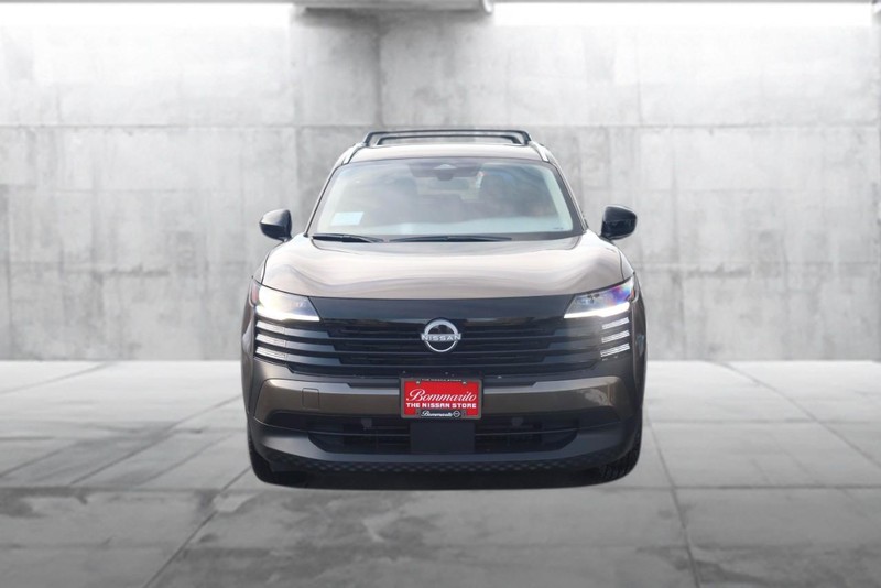 Nissan Kicks Vehicle Image 04