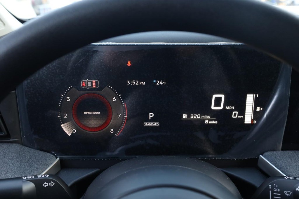 Nissan Kicks Vehicle Image 10