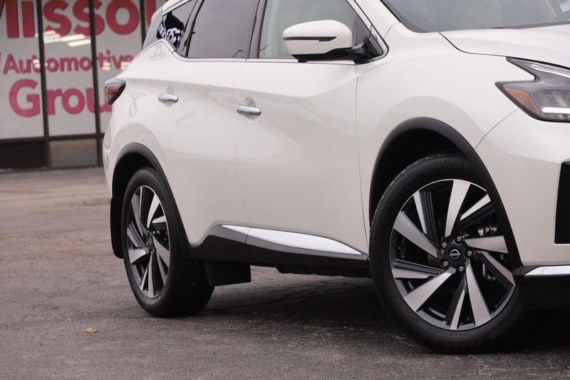 Nissan Murano Vehicle Image 03