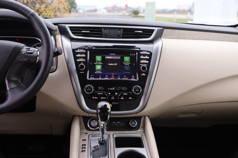 Nissan Murano Vehicle Image 25