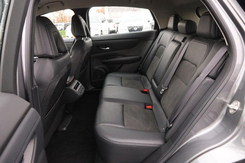 Nissan ARIYA Vehicle Image 09