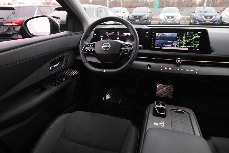 Nissan ARIYA Vehicle Image 21