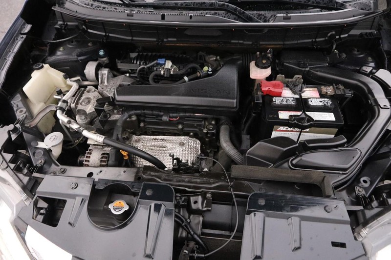 Nissan Rogue Vehicle Image 25