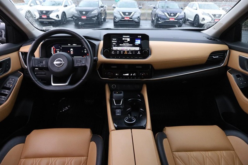 Nissan Rogue Vehicle Image 22