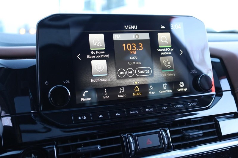 Nissan Pathfinder Vehicle Image 15