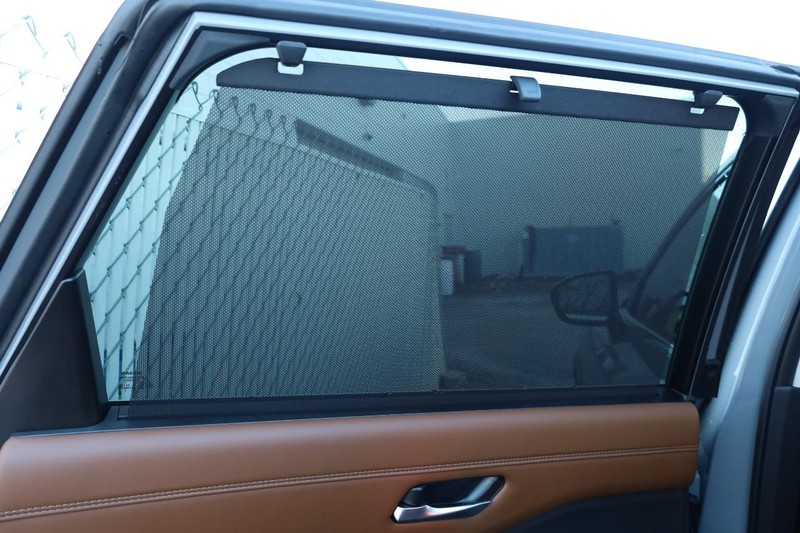 Nissan Pathfinder Vehicle Image 31