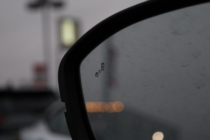 Nissan Pathfinder Vehicle Image 24