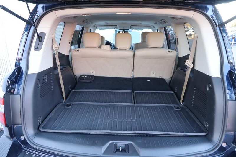 Nissan Armada Vehicle Image 07