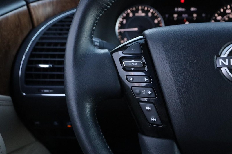 Nissan Armada Vehicle Image 15