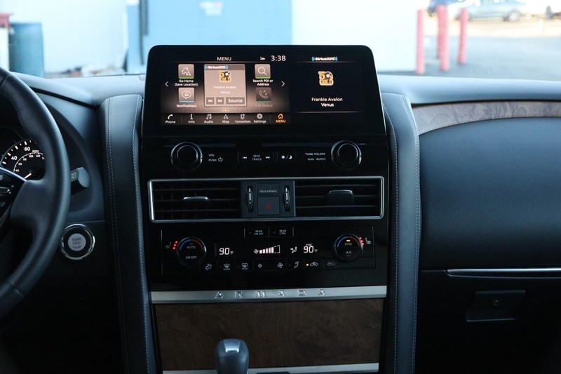 Nissan Armada Vehicle Image 28