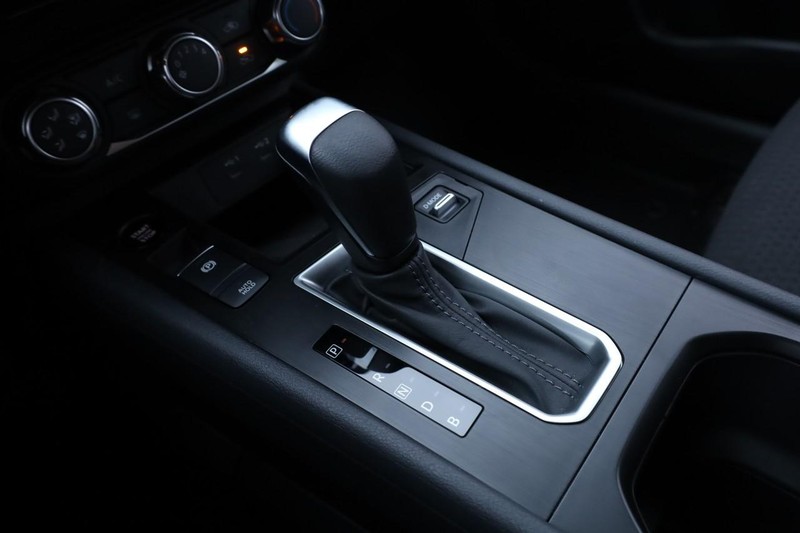 Nissan Kicks Vehicle Image 16