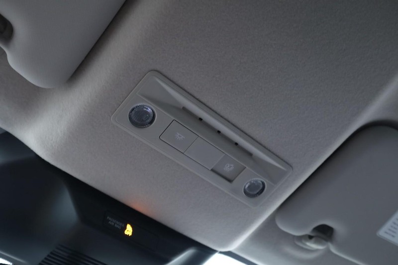 Nissan Kicks Vehicle Image 17