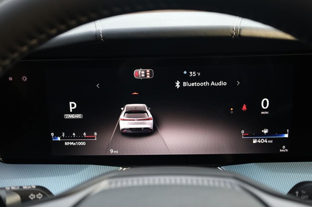 Nissan Murano Vehicle Full-screen Gallery Image 13