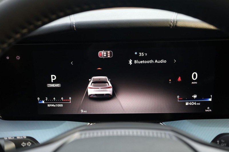 Nissan Murano Vehicle Image 13