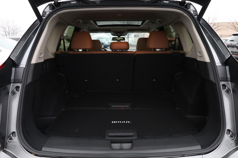 Nissan Rogue Vehicle Image 07