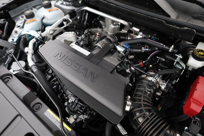 Nissan Rogue Vehicle Image 30