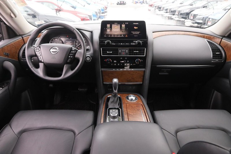 Nissan Armada Vehicle Image 20