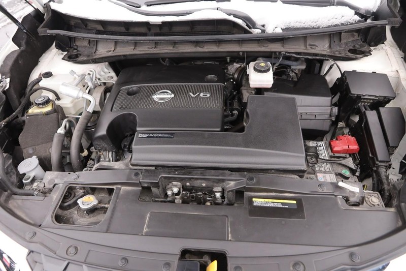 Nissan Murano Vehicle Image 28