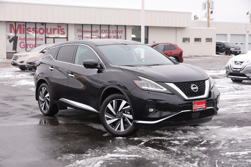 Nissan Murano Vehicle Image 02