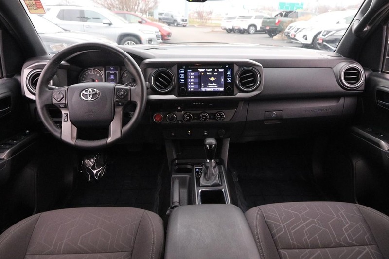 Toyota Tacoma Vehicle Image 20