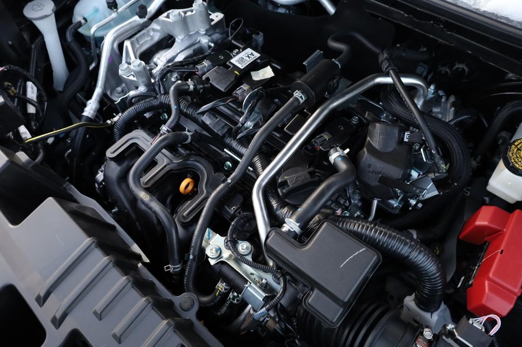 Nissan Kicks Vehicle Full-screen Gallery Image 25