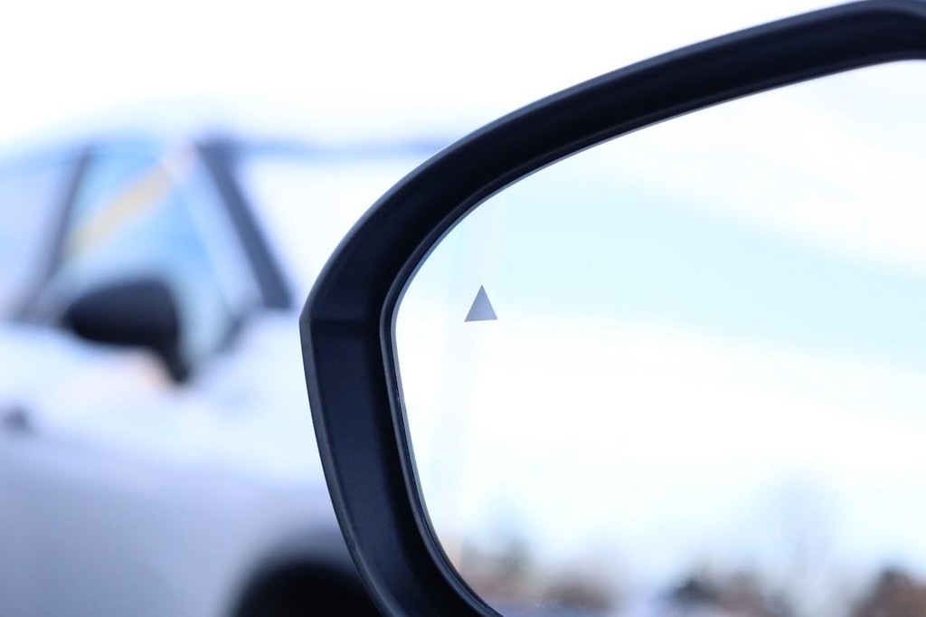 Nissan Kicks Vehicle Full-screen Gallery Image 20