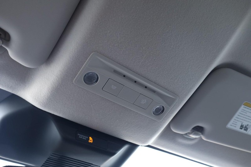 Nissan Kicks Vehicle Image 17