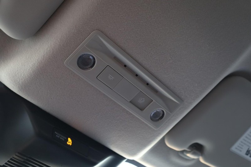 Nissan Kicks Vehicle Image 17