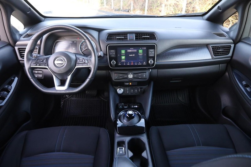 Nissan LEAF Vehicle Image 20