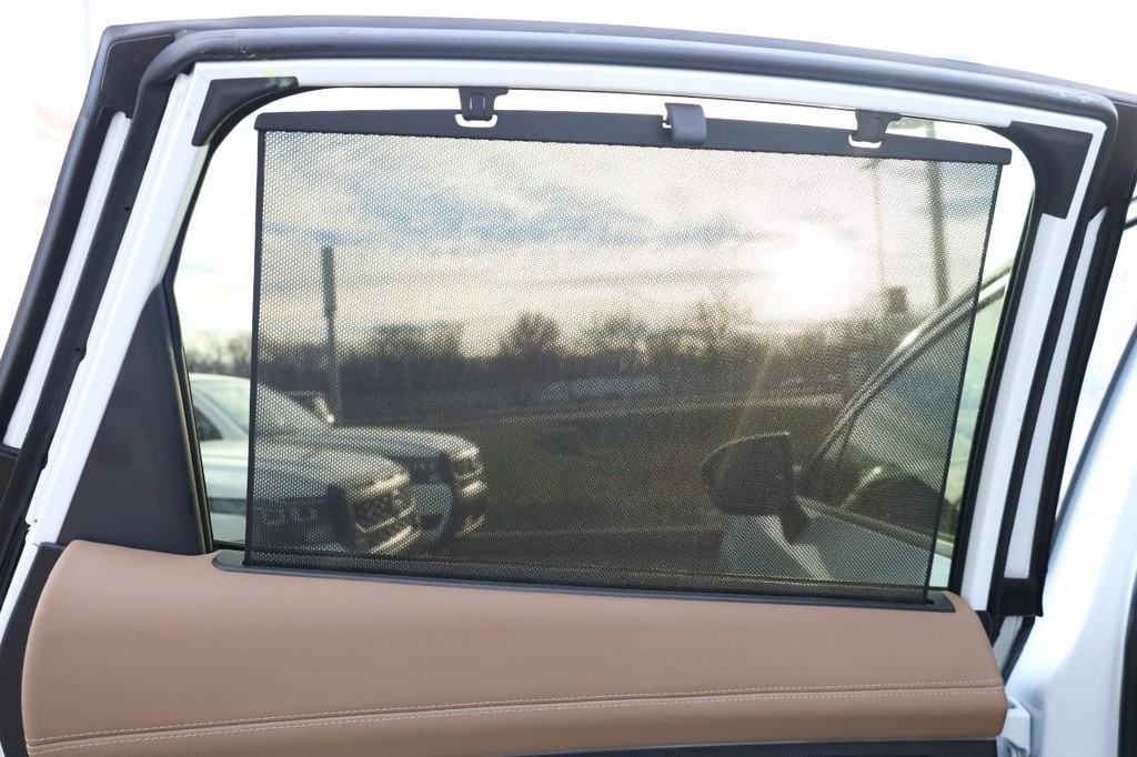 Nissan Murano Vehicle Image 26