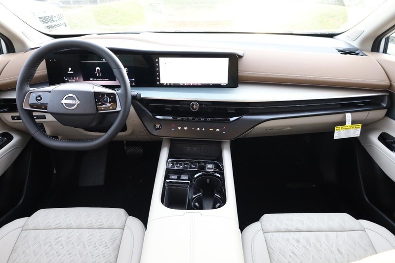 Nissan Murano Vehicle Image 29