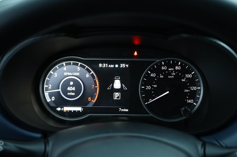 Nissan Versa Vehicle Image 10