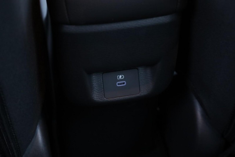 Nissan Versa Vehicle Image 20