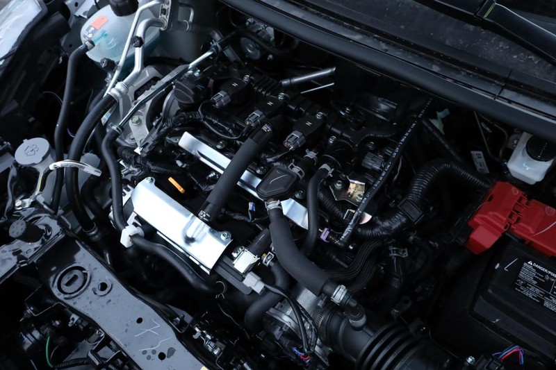 Nissan Versa Vehicle Image 24