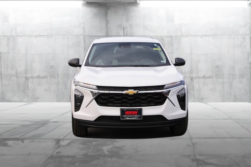 Chevrolet Trax Vehicle Image 04